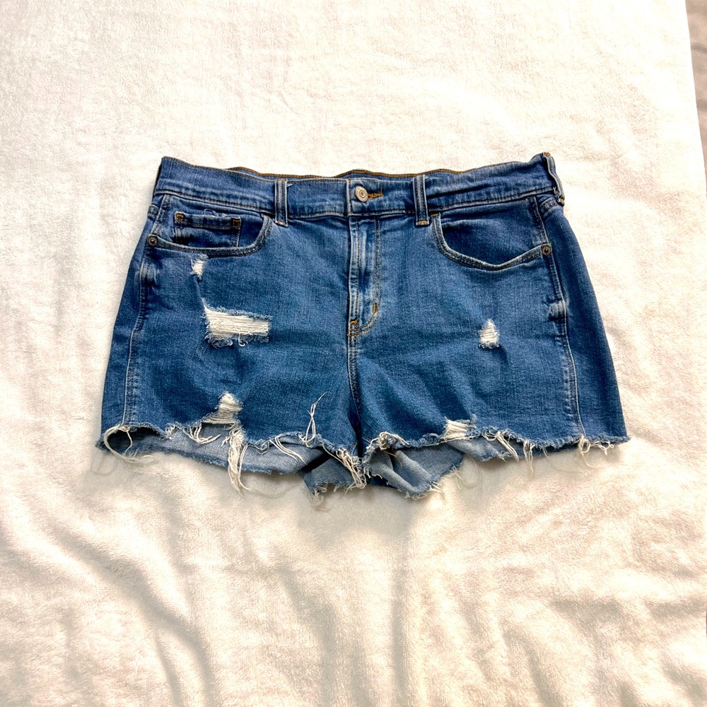 Women cut off shorts size ten good condition